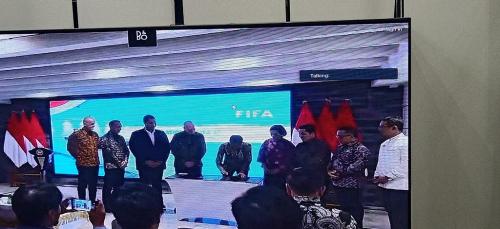 Erick Thohir dan Gianni Infantino meresmikan kantor FIFA di Jakarta, Shin Tae-yong dan Presiden Jokowi juga hadir: Okezone Bola